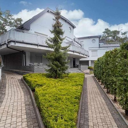 Apartament Happy - Basen, Plaza, Ochrona 24H - 3 Sypialnie Dla Maksymalnie 8 Osob Pobierowo Bagian luar foto