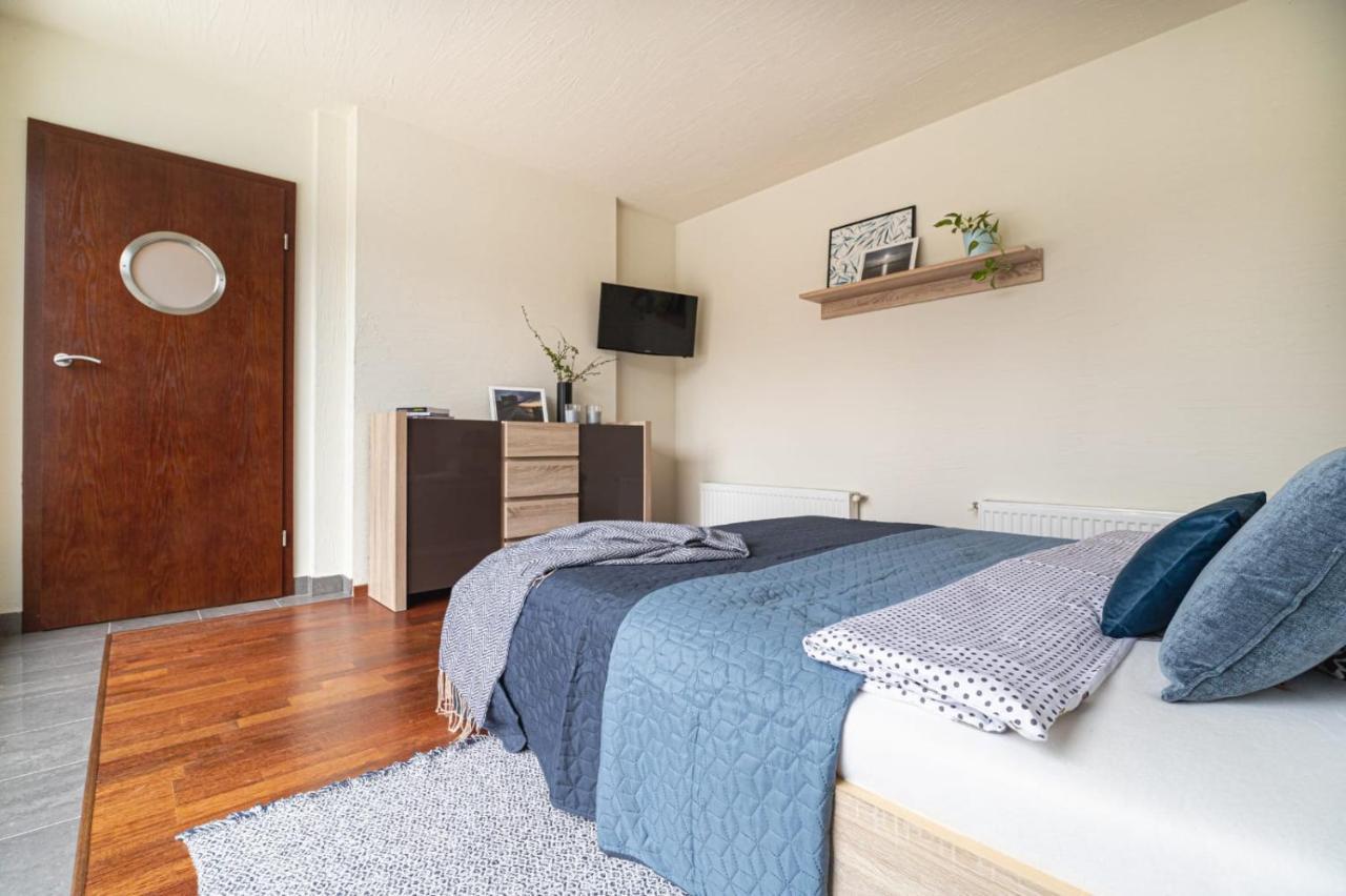 Apartament Happy - Basen, Plaza, Ochrona 24H - 3 Sypialnie Dla Maksymalnie 8 Osob Pobierowo Bagian luar foto